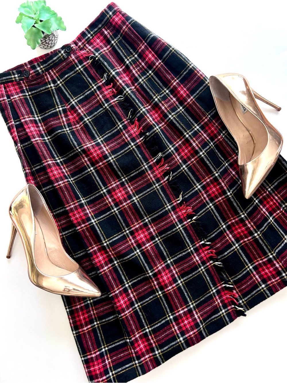 Vintage Red Black Wool Tartan Plaid Pleated Midi Wrap Skirt Kilt S
